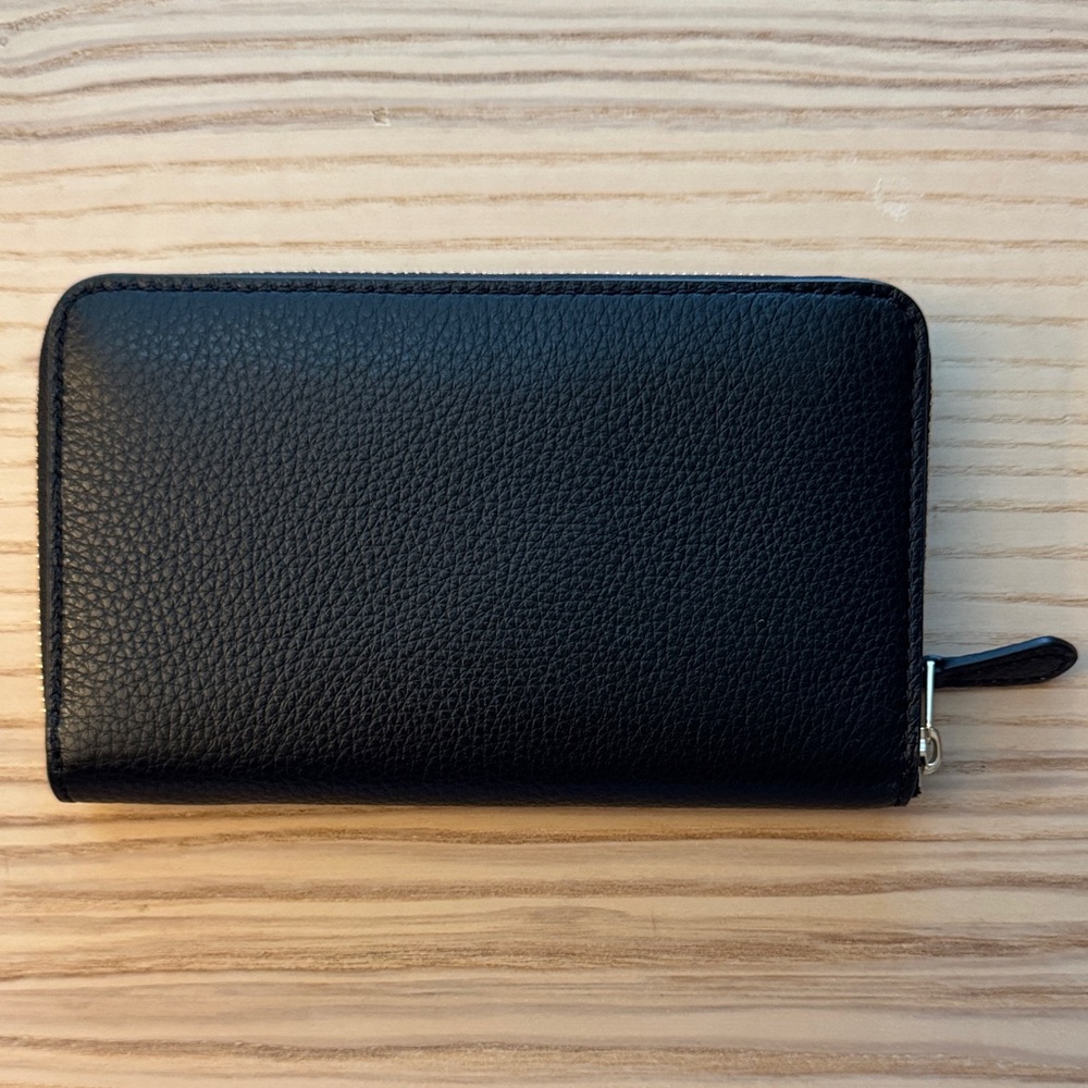 Coach Black Pebbled Leather Zip Around Wallet with Gold Hardware – New - Picture 4 of 7